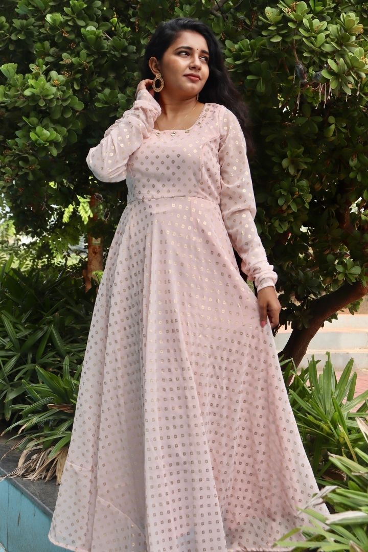 Lasya - Georgette Maxi - Pastel Peach